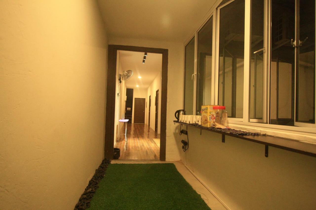 Albergue Hornbill'S Nest Kuching Exterior foto